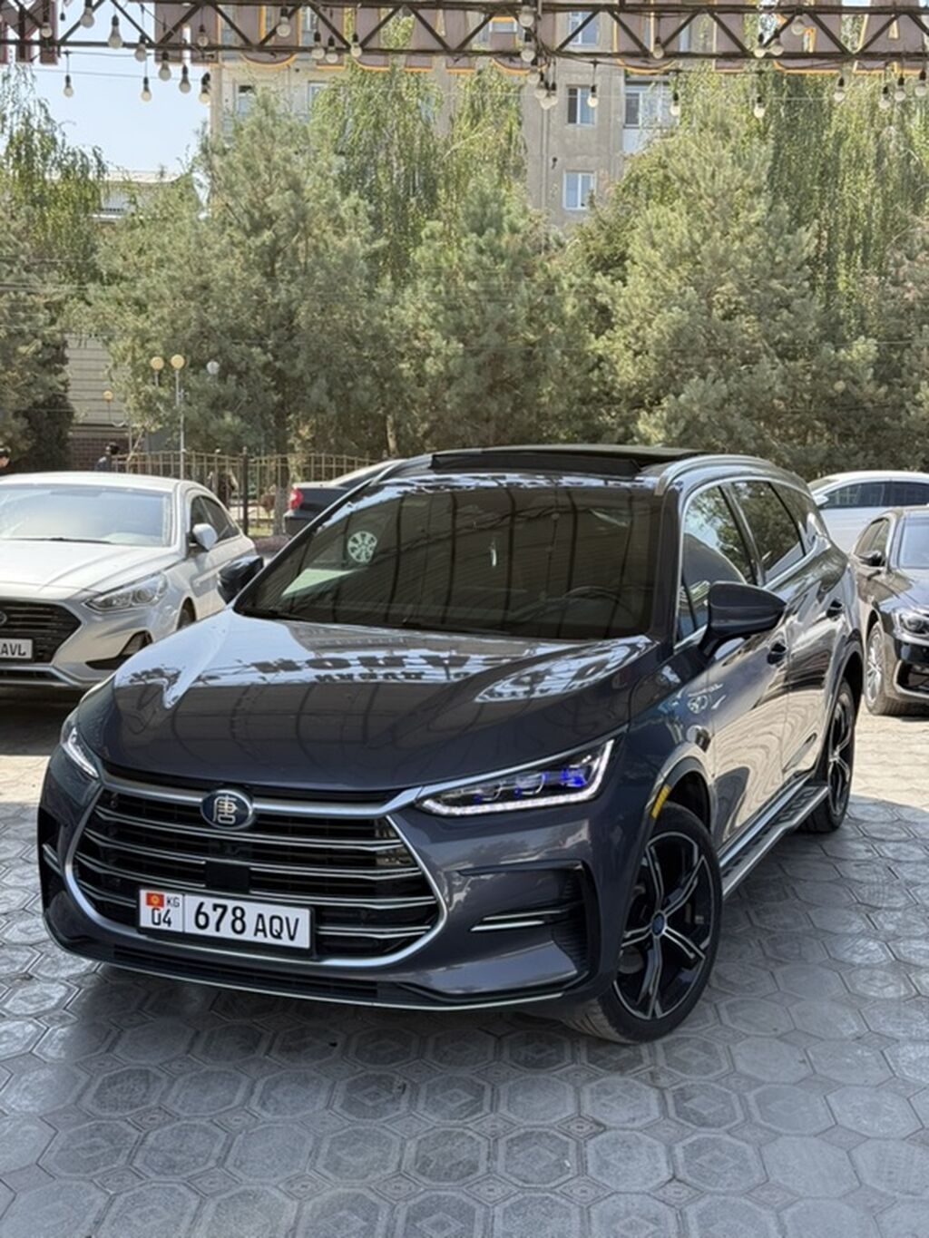 BYD Tang: 2023 г., 1.5 л, Автомат, Электромобиль, Кроссовер: фото 1