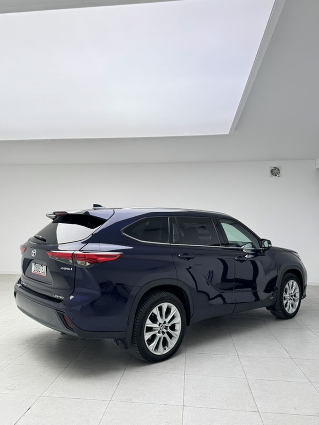 Toyota Highlander: 2020 г., 2.5 л, Автомат, Гибрид, Внедорожник: фото 7