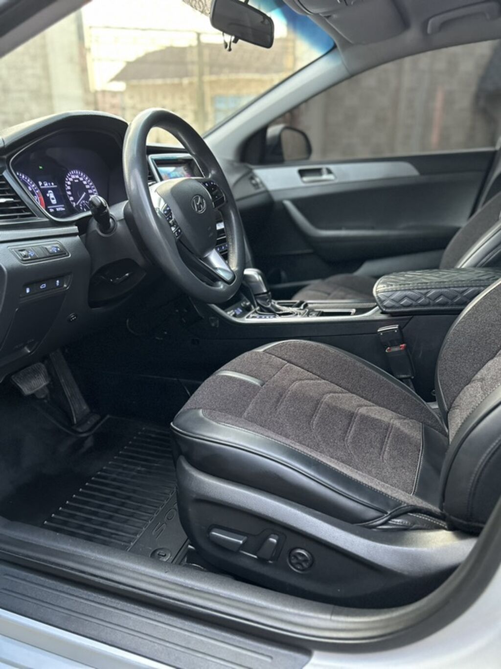 Hyundai Sonata: 2018 г., 2 л, Автомат, Бензин, Седан: фото 7