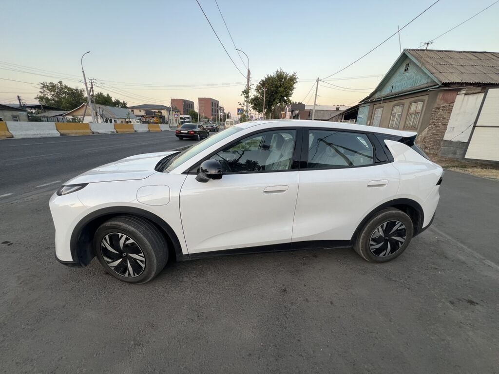 Changan Qiyuan Q05: 2026 г., Автомат, Электромобиль: фото 3