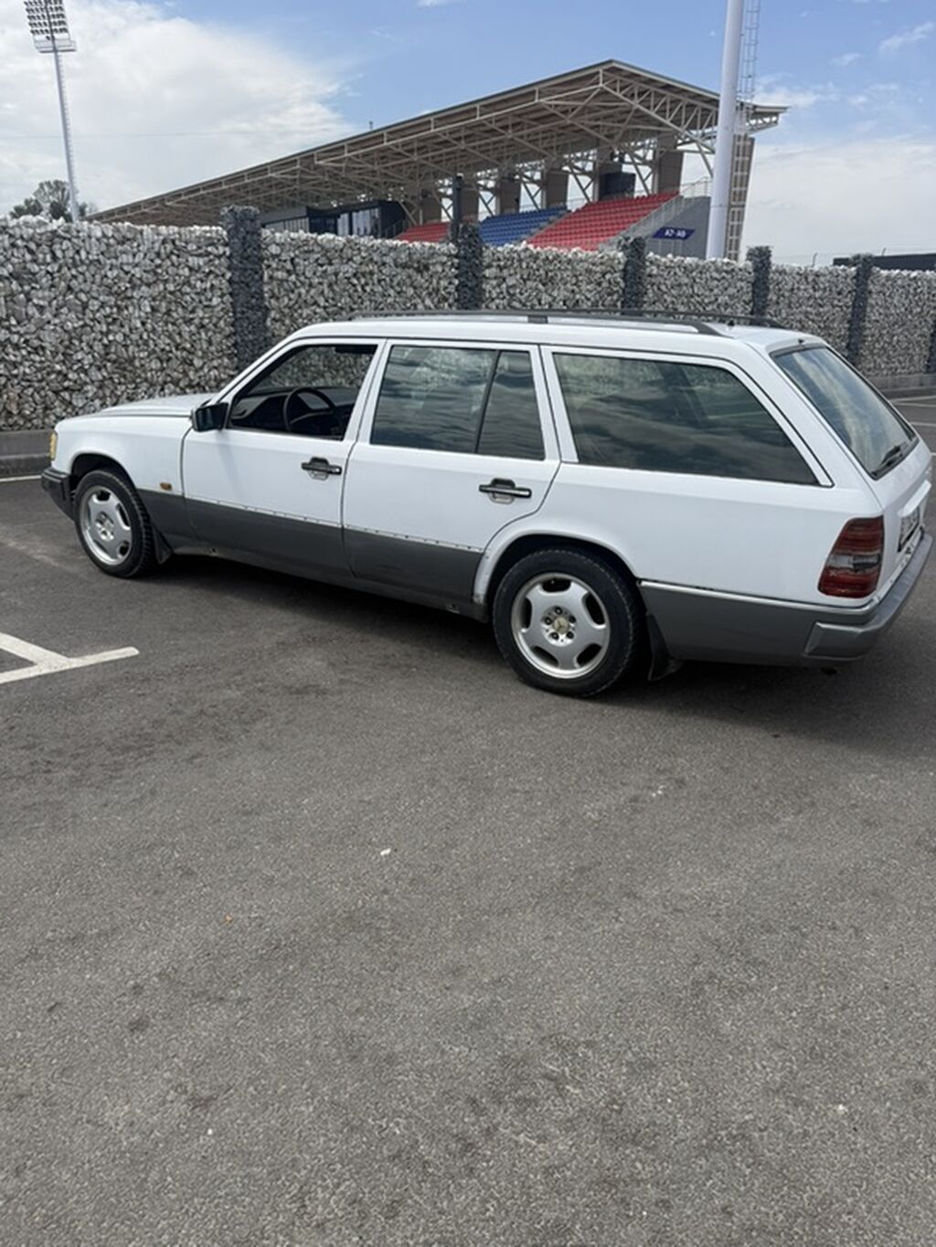 Mercedes-Benz E-Class: 1989 г., 2.5 л, Механика, Дизель, Универсал: фото 2