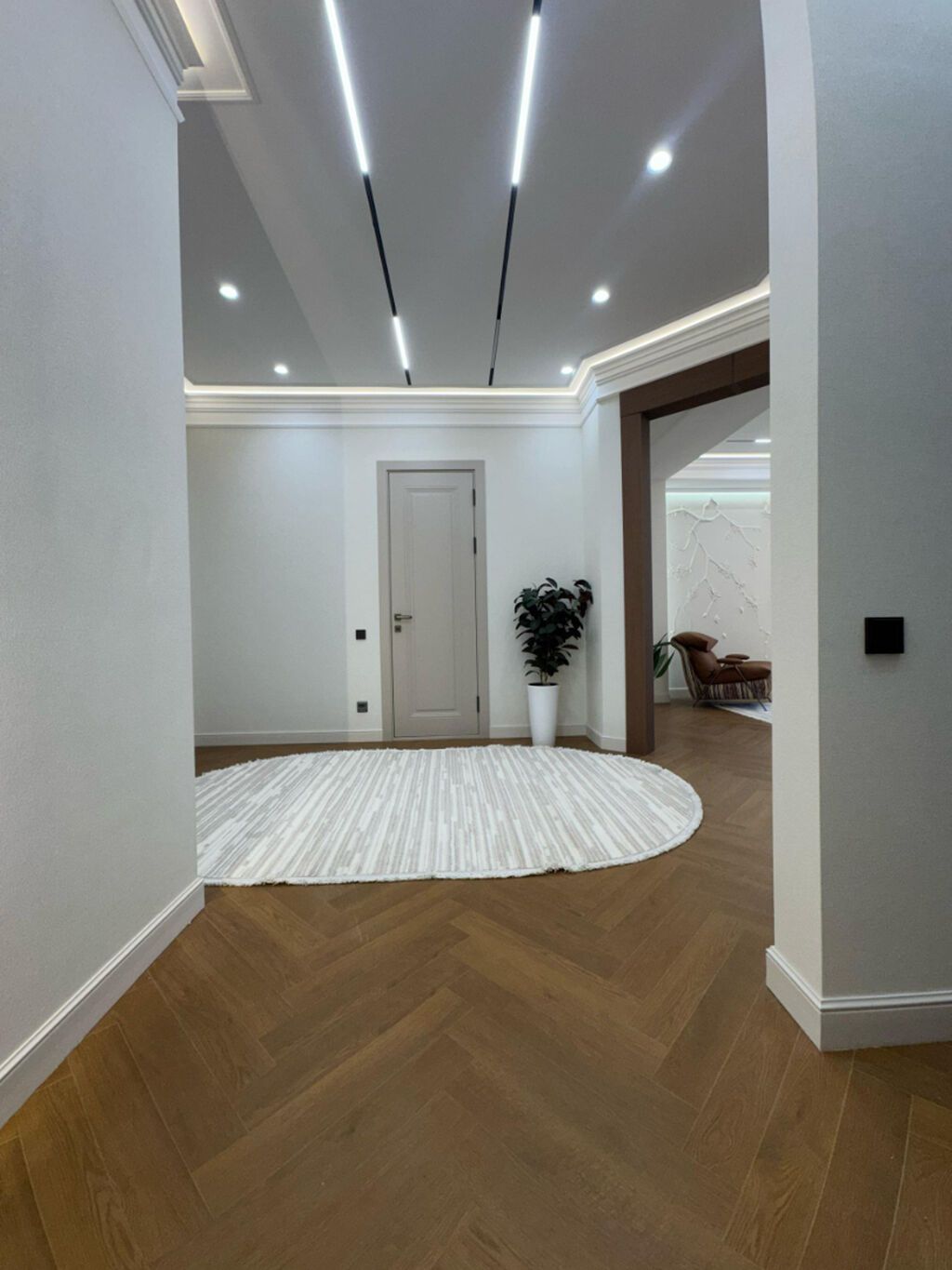 3 комнаты, 109 м², Элитка, 13 этаж, Дизайнерский ремонт — фото 1