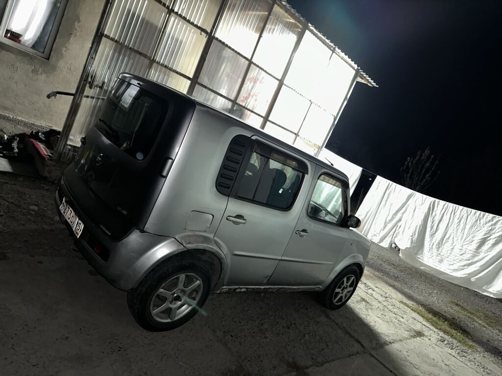 Nissan Cube: 2002 г., Автомат, Бензин, Минивэн: фото 2