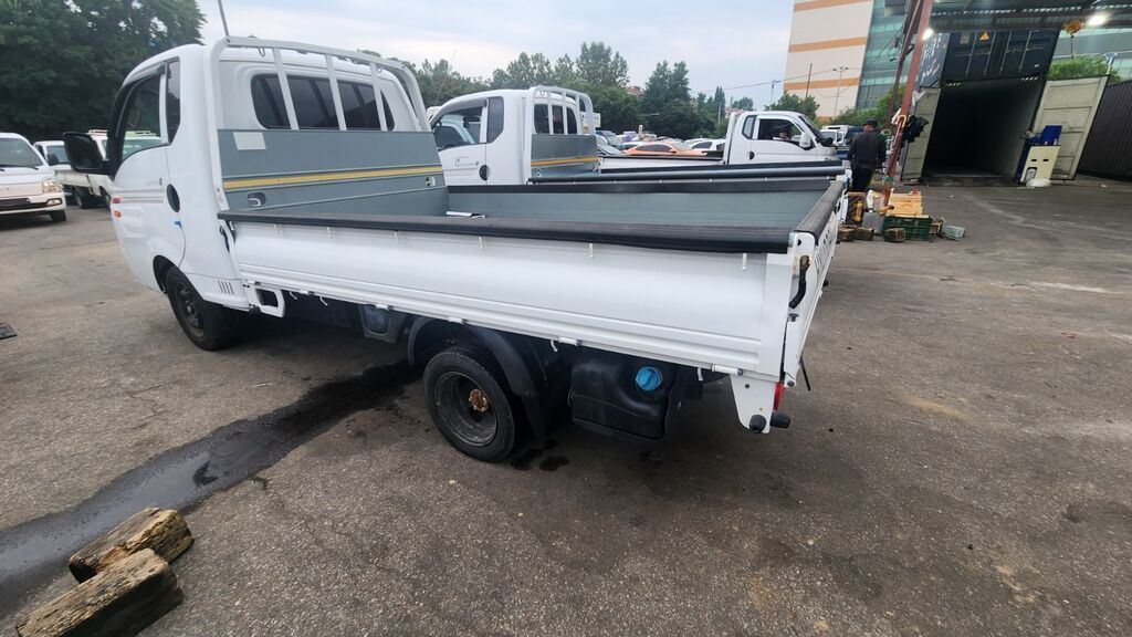 Hyundai Porter II — компактный бортовой грузовик Основные: фото 4