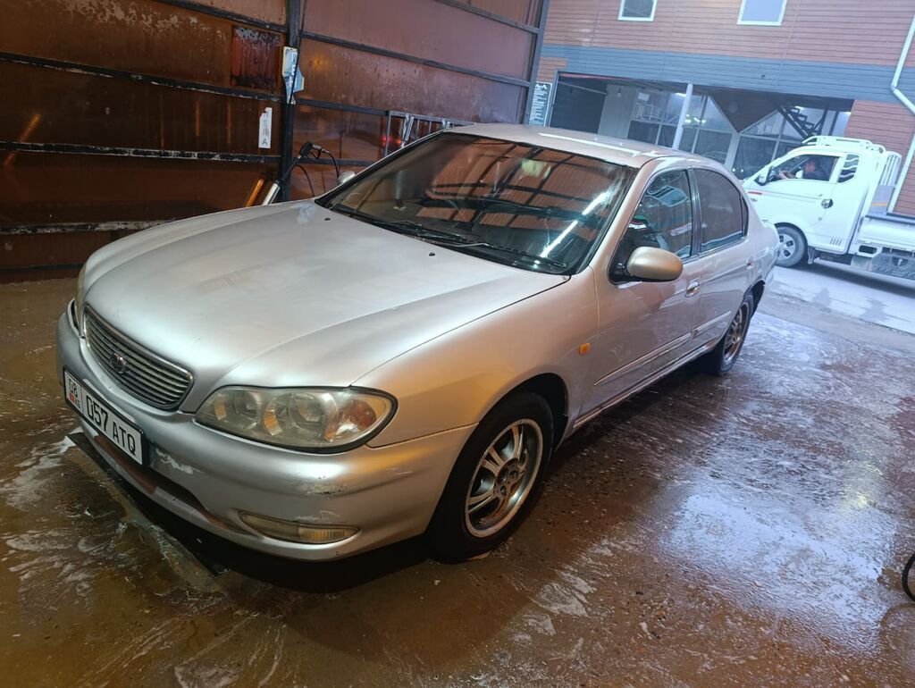 Nissan Cefiro: 2000 г., 2.5 л, Автомат, Бензин, Седан: фото 2