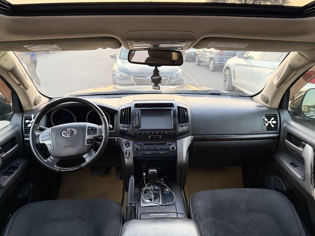 Toyota Land Cruiser: 2007 г., 4.7 л, Автомат, Газ, Внедорожник: фото 6