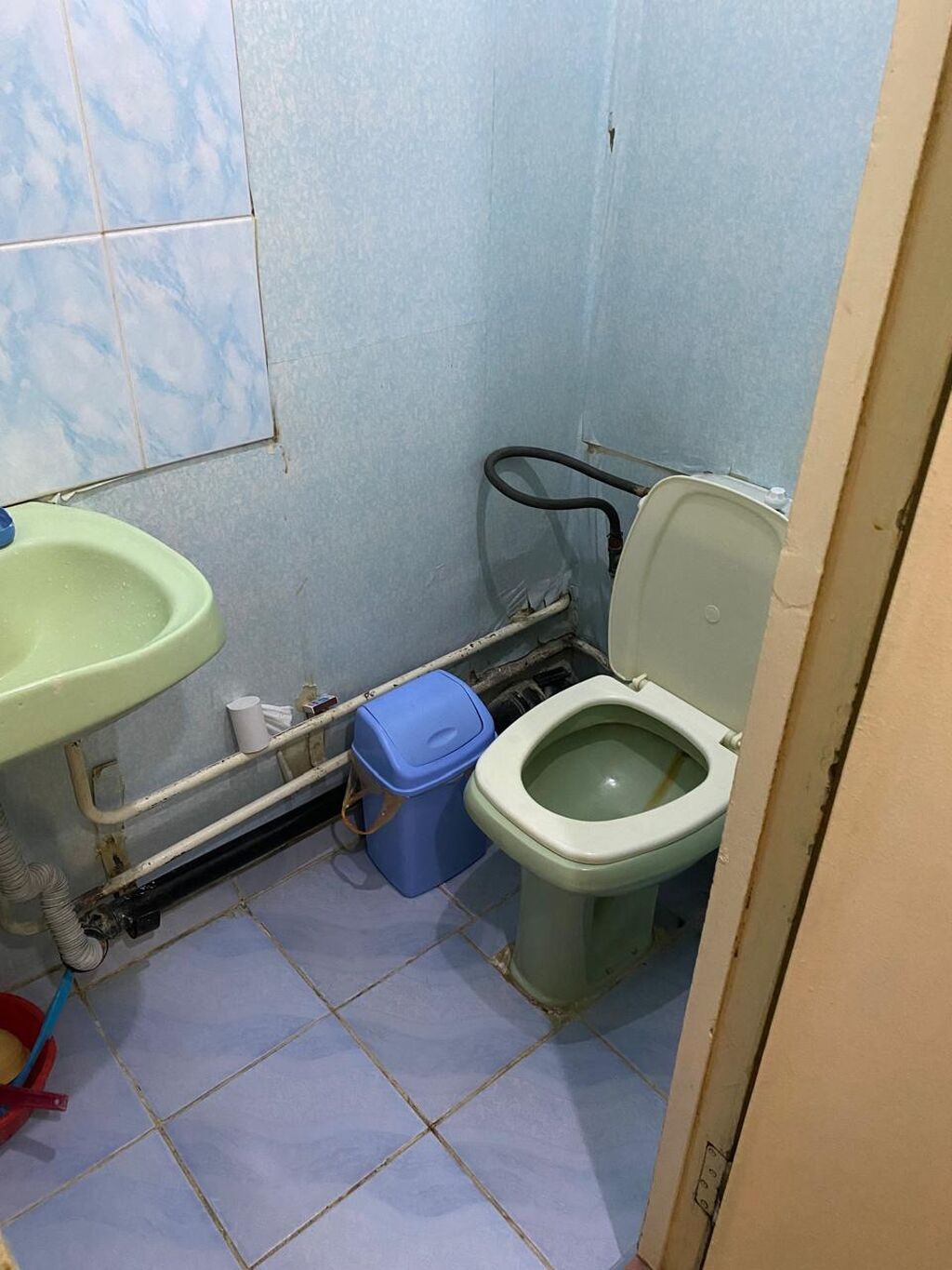 3 комнаты, 61 м², 12 мкр 106 серия, 5 этаж, Старый ремонт: фото 5