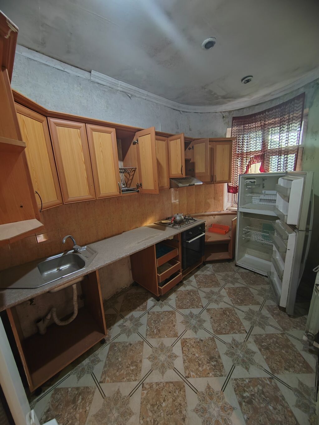 Binəqədi qəs. 3 otaqlı, 84 kv. m, Kredit yoxdur, Orta təmir
