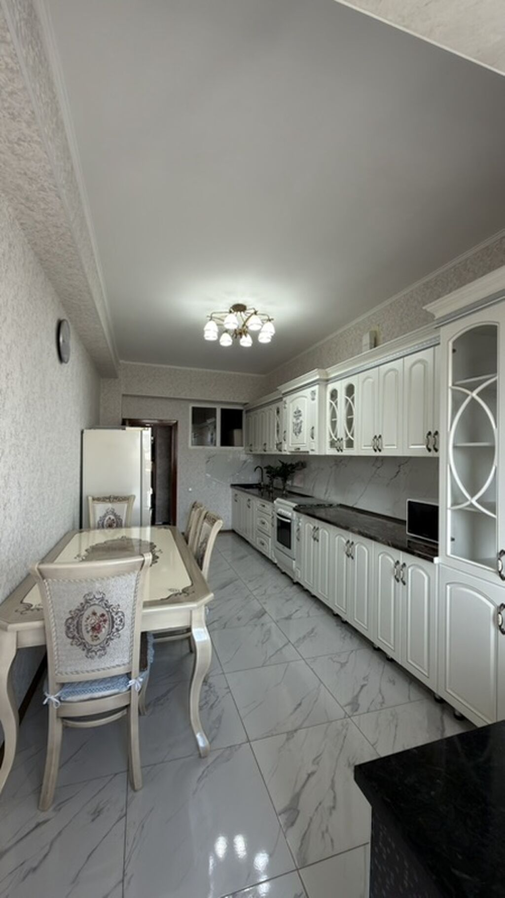 3 комнаты, 140 м², Элитка, 6 этаж, Дизайнерский ремонт: фото 3