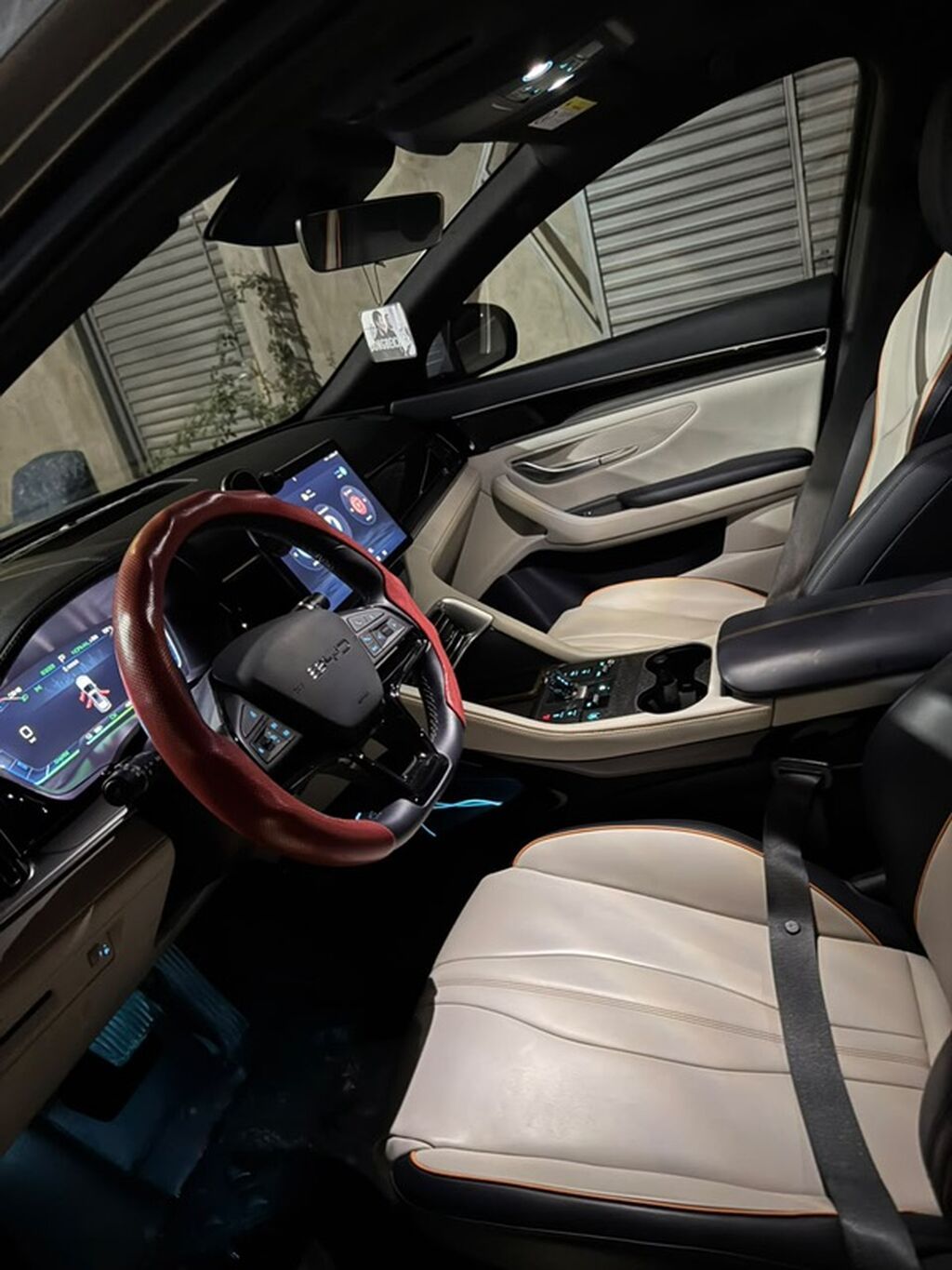 BYD Song Plus: 2023 г., 0.1 л, Автомат, Гибрид, Кроссовер: фото 8