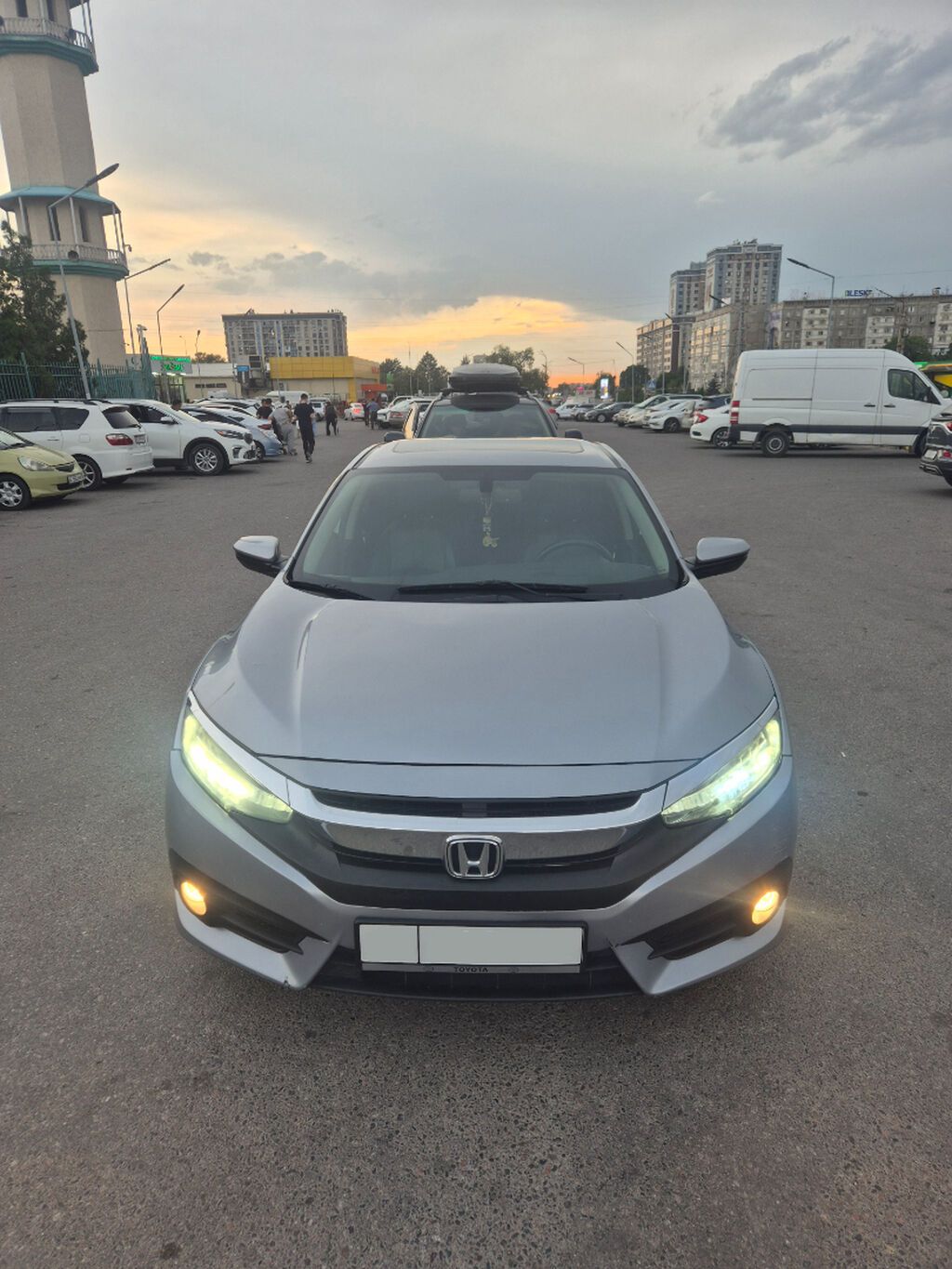 Honda Civic: 2017 г., 2 л, Вариатор, Бензин, Седан: фото 5