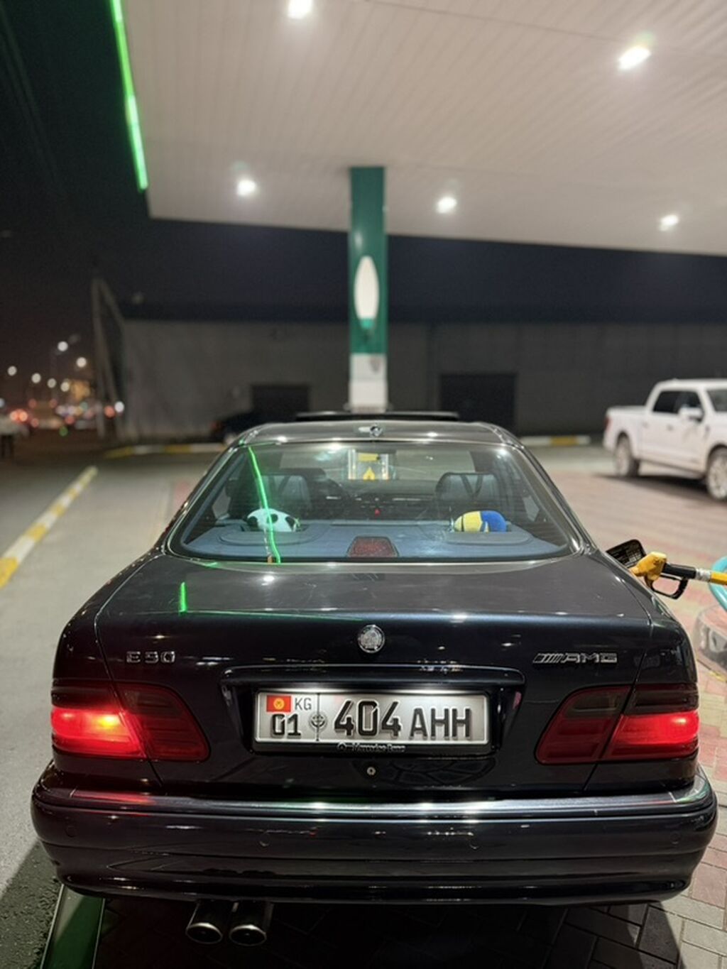 Mercedes-Benz E-Class: 1998 г., 4.3 л, Автомат, Бензин, Седан: фото 2