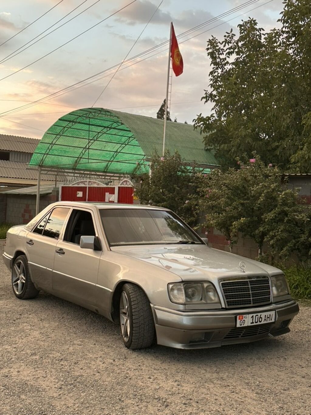 Mercedes-Benz W124: 1993 г., 3.2 л, Автомат, Бензин, Седан: фото 7