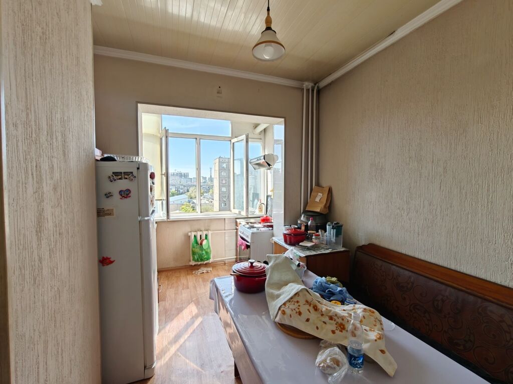 3 комнаты, 69 м², 1000 мелочей 105 серия, 7 этаж, Требуется ремонт: фото 2