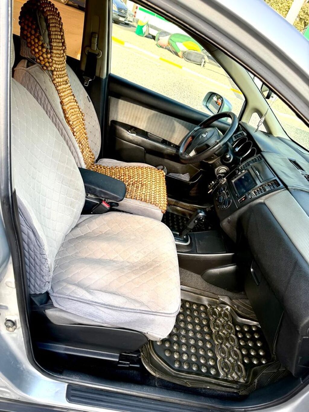 Nissan Tiida: 2007 г., 1.5 л, Автомат, Бензин, Седан: фото 8