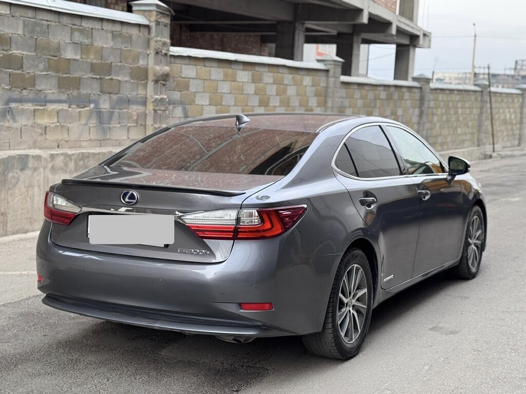 Lexus ES: 2017 г., Гибрид, Седан: фото 3