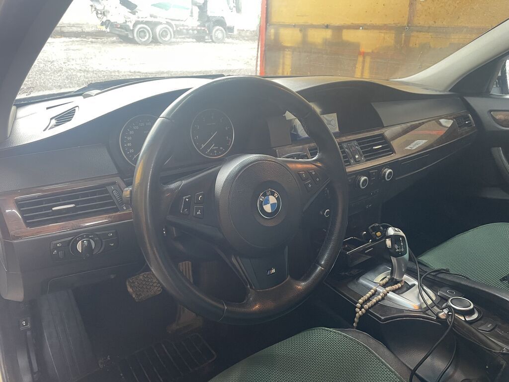 BMW 5 series: 2008 г., 3 л, Автомат, Газ, Седан: фото 6