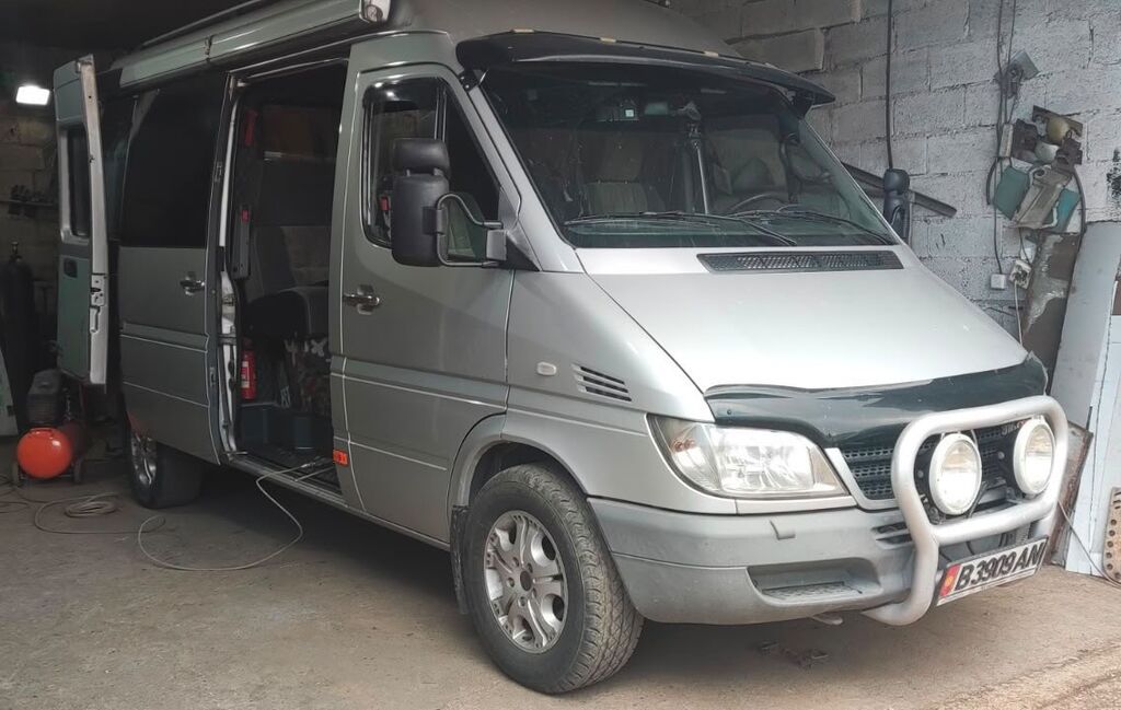 Mercedes-Benz Спринтер: 2004 г., 2.7 л, Робот, Дизель, Минивэн: фото 2