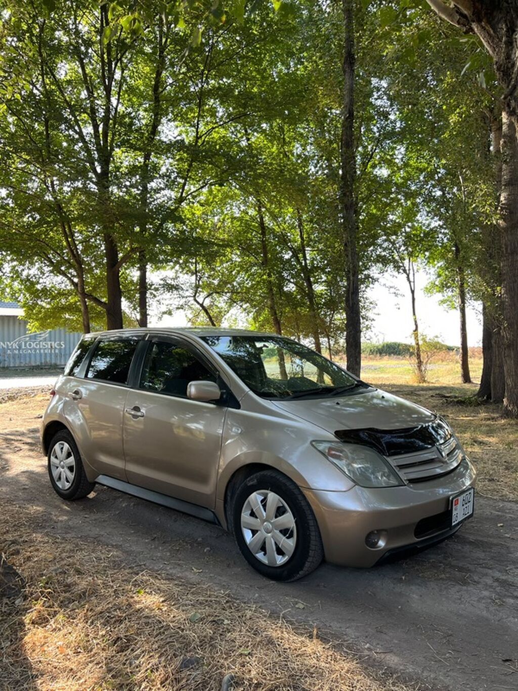 Toyota Ist: 2003 г., 1.3 л, Автомат, Бензин, Хэтчбэк: фото 7
