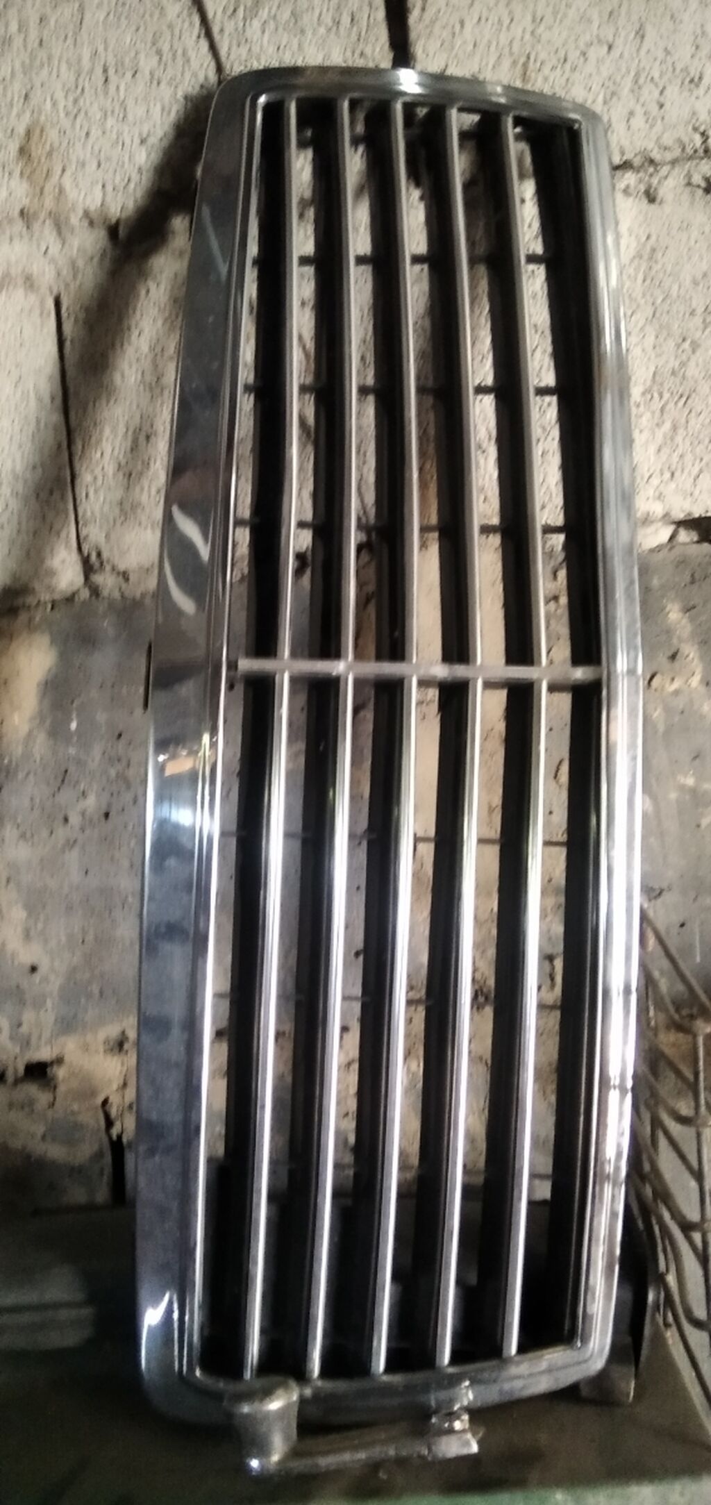 Решетка радиатора на мерс цешка продаю | 3000 KGS | Капоты Бишкек ᐈ ...