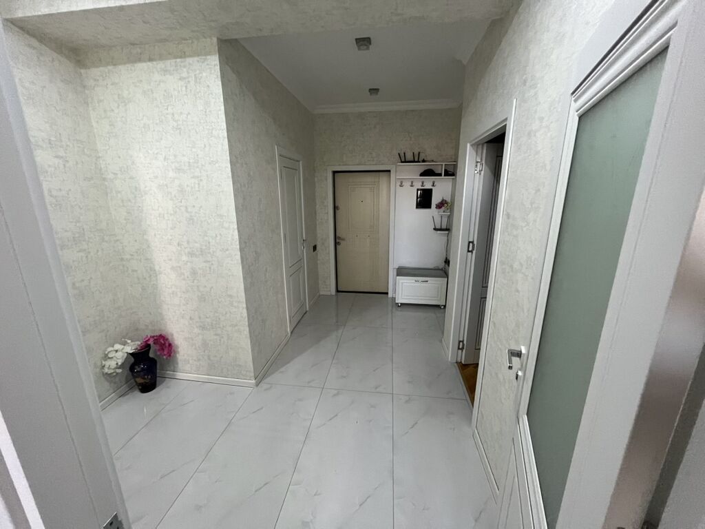 3 otaqlı, Yeni tikili, m. Xətai, 81 kv. m