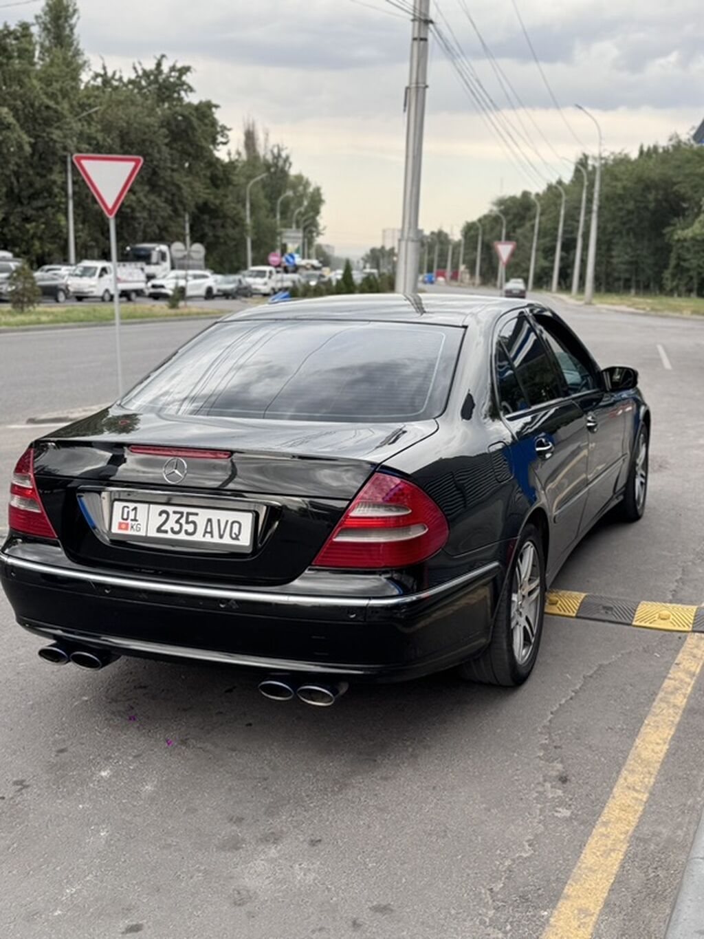 Mercedes-Benz E-Class: 2005 г., 3.5 л, Автомат, Бензин, Седан: фото 1