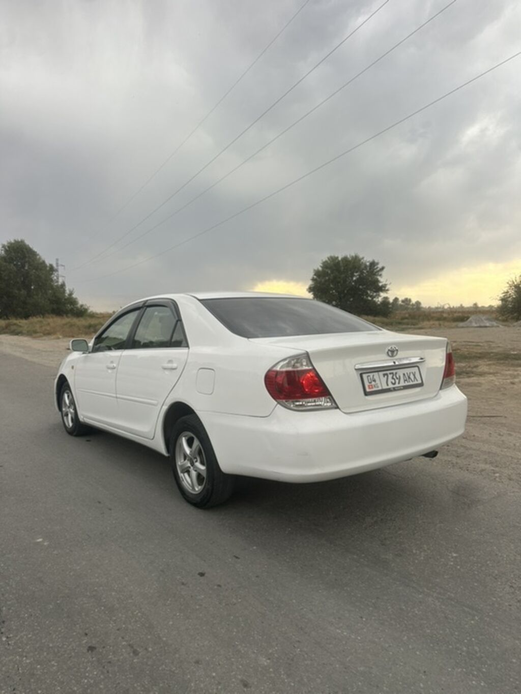 Toyota Camry: 2004 г., 2.4 л, Автомат, Газ, Седан: фото 2