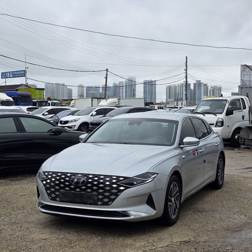 Hyundai Grandeur: 2020 г., 0.3 л, Автомат, Газ, Седан: фото 1