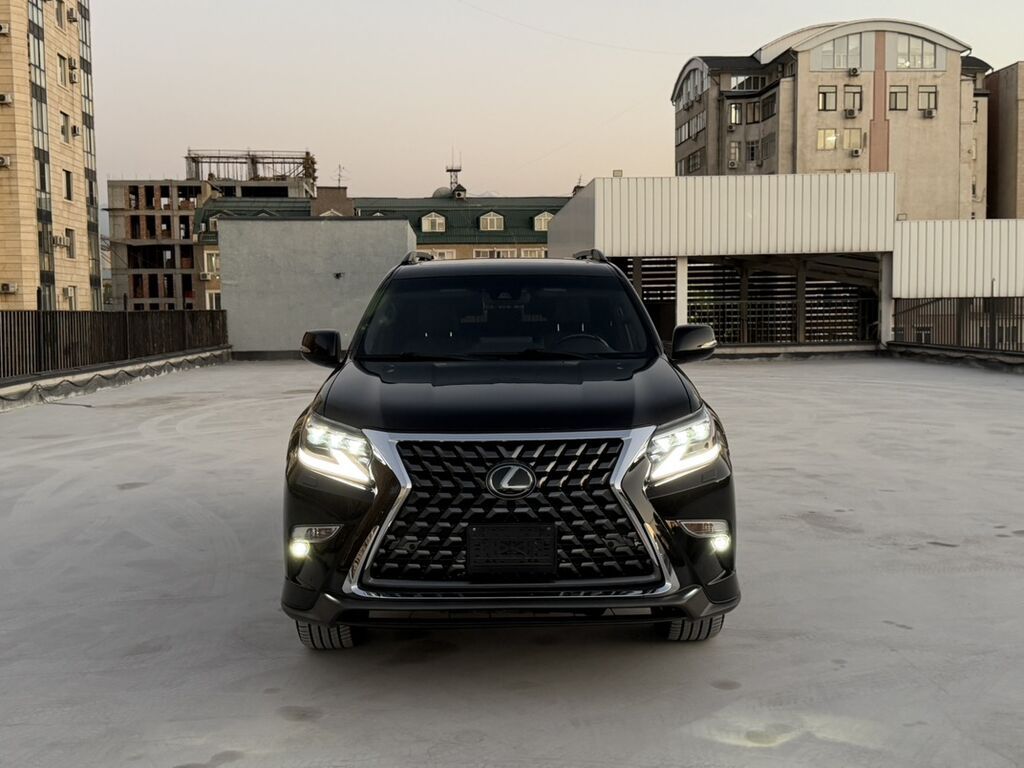 Lexus GX: 2022 г., 4.6 л, Автомат, Бензин, Внедорожник: фото 3