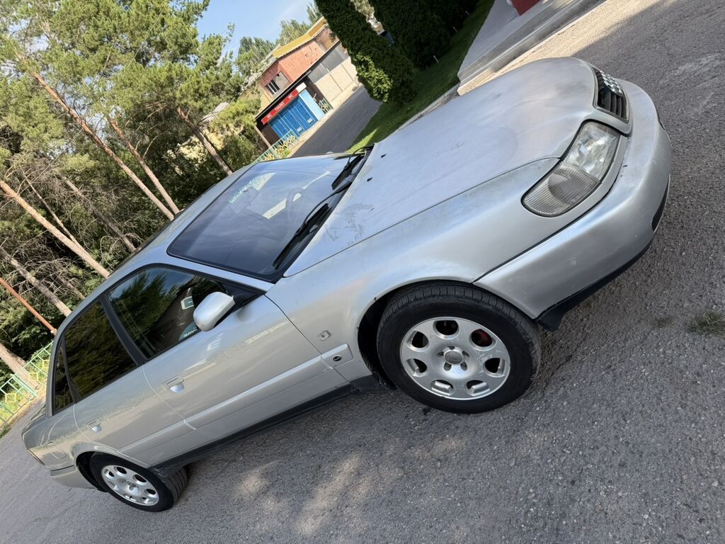 Audi 100: 1995 г., 2.5 л, Механика, Бензин, Седан: фото 6