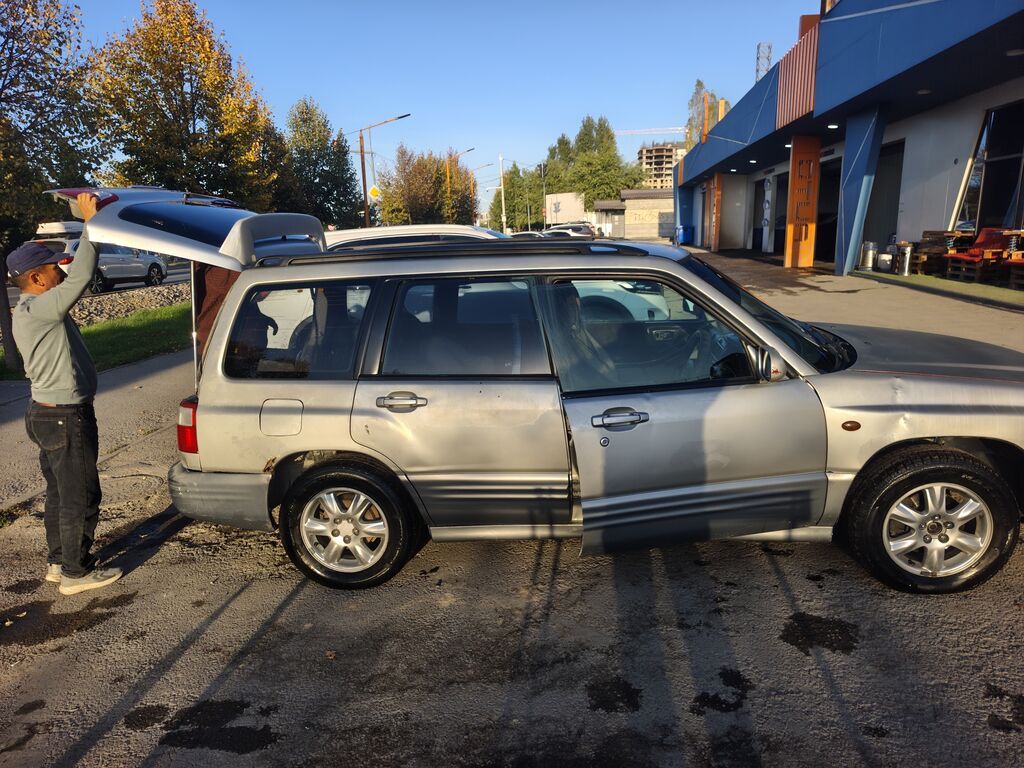 Subaru Forester: 2000 г., 2 л, Автомат, Бензин, Универсал: фото 7