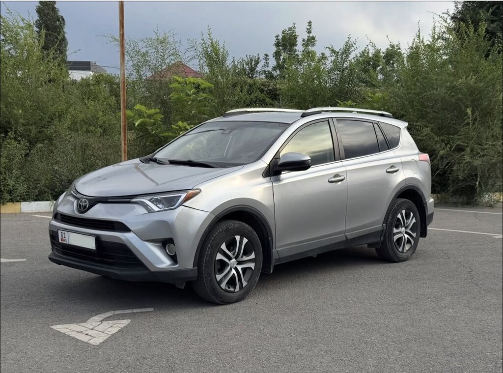 Toyota RAV4: 2017 г., 2.5 л, Автомат, Бензин, Кроссовер: фото 1