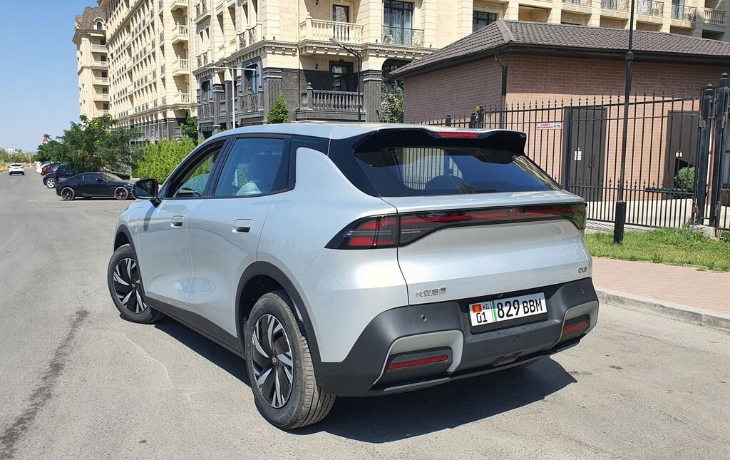 Changan Qiyuan Q05: 2026 г., 0.1 л, Робот, Электромобиль, Кроссовер: фото 2