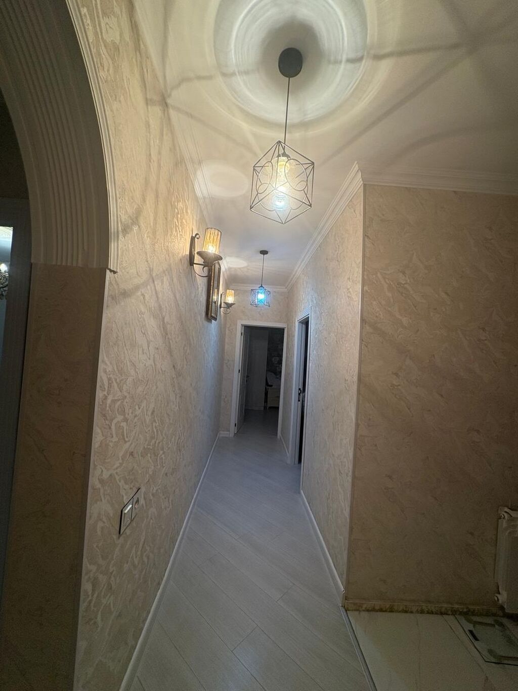 Saray, 4 otaqlı, Köhnə tikili, 84 kv. m