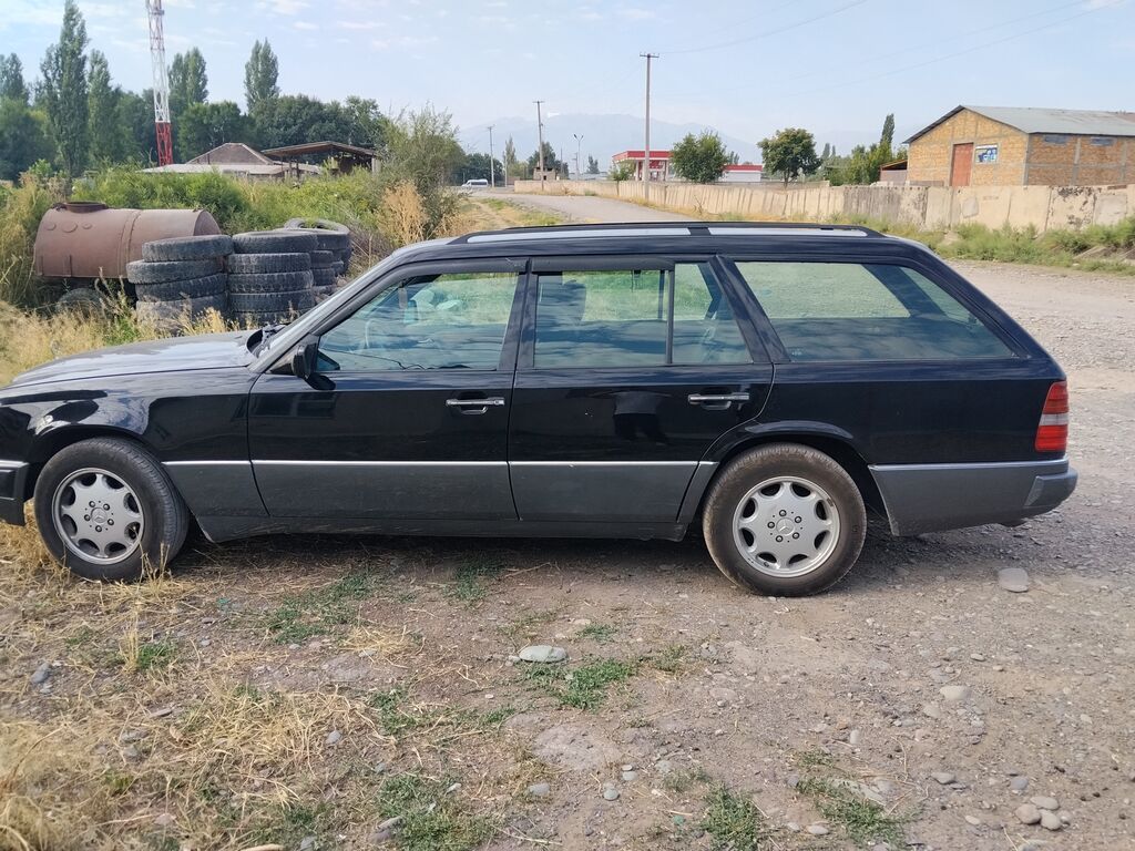 Mercedes-Benz W124