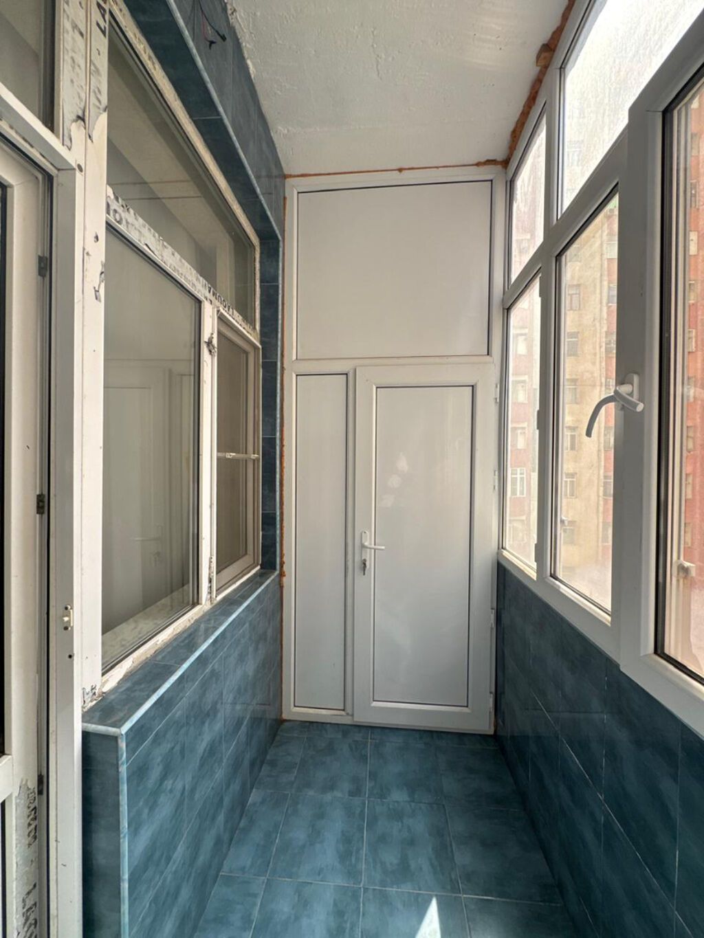 3 otaqlı, Yeni tikili, m. Həzi Aslanov, 95 kv. m