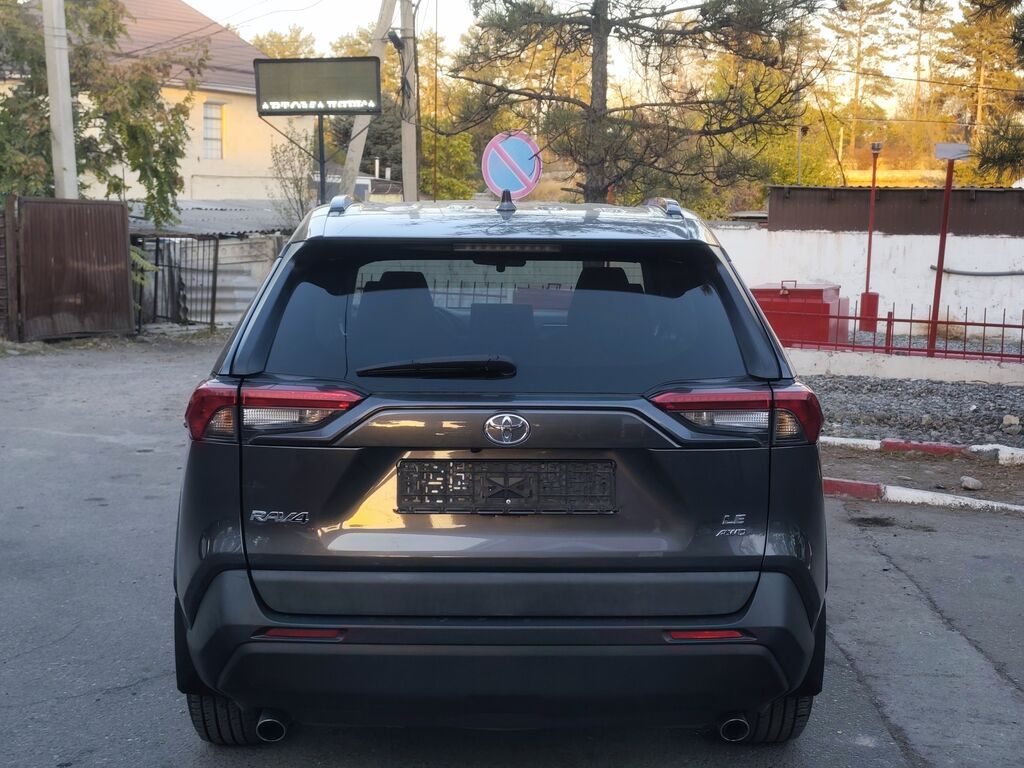 Toyota RAV4: 2019 г., 2.5 л, Автомат, Бензин, Внедорожник: фото 6