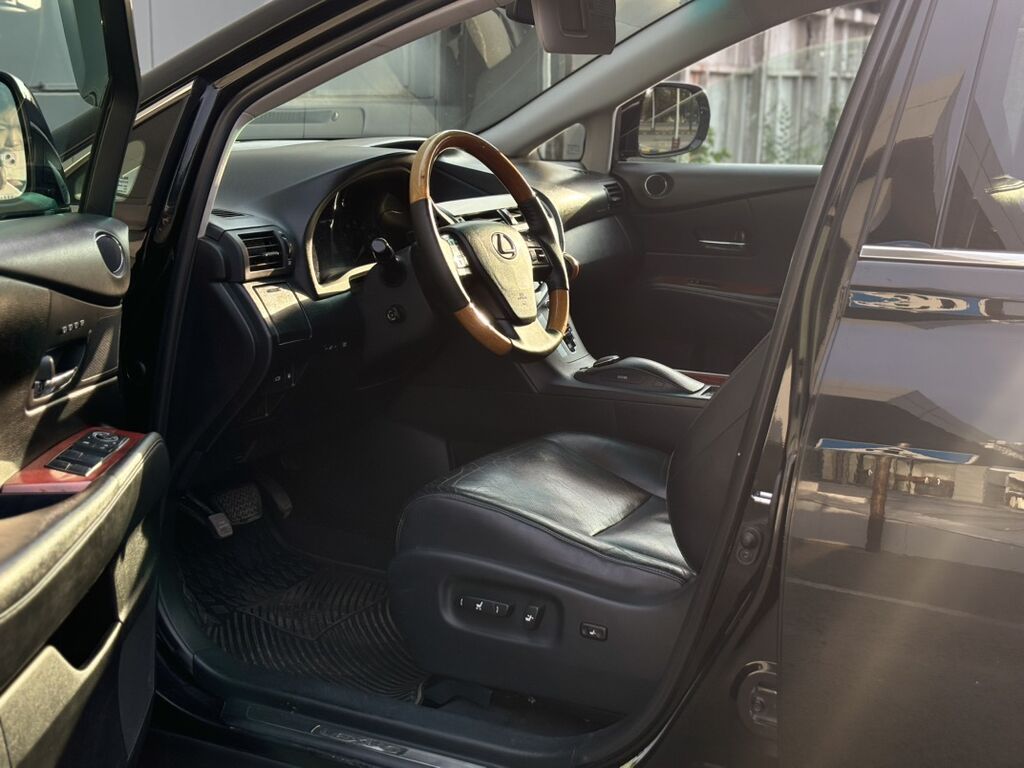 Lexus RX: 2013 г., 3.5 л, Автомат, Бензин, Кроссовер: фото 3