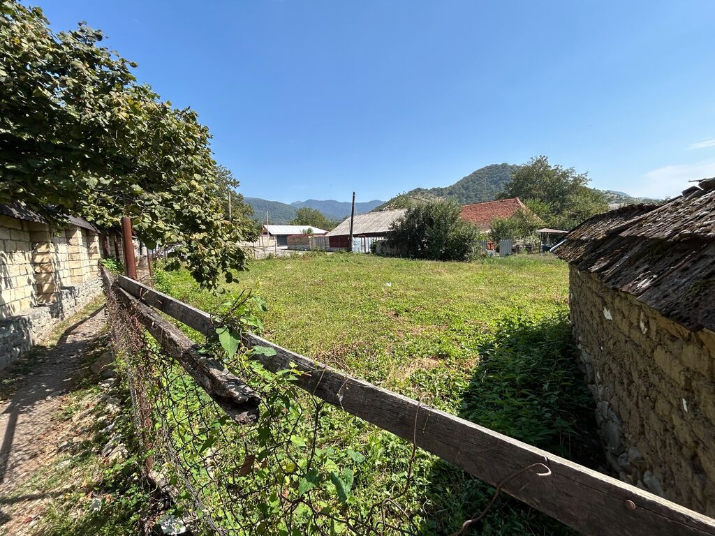 8 sot, Tikinti, Maklerlər narahat etməsin, Kupça (Çıxarış)