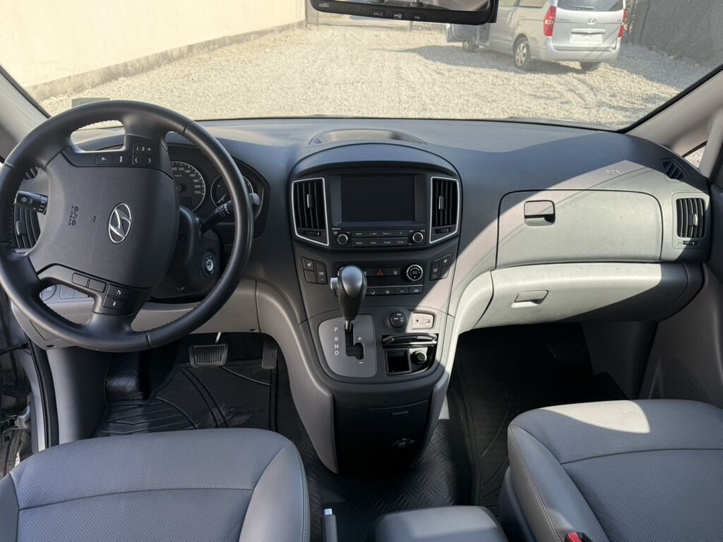 Hyundai Grand Starex: 2020 г., 2.5 л, Автомат, Дизель, Минивэн: фото 5