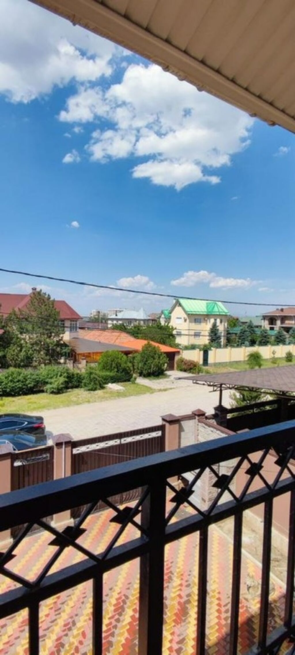 5 комнат, 275 м², 2 соток, Бишкек, Киргизия 1 Собственник