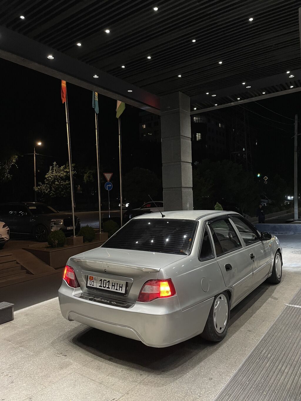 Daewoo Nexia: 2009 г., 1.6 л, Механика, Бензин, Седан: фото 5