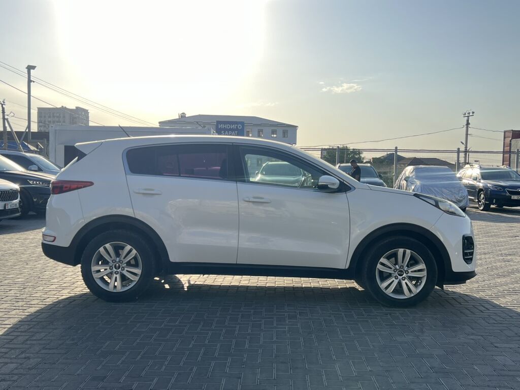 Kia Sportage: 2018 г., 2 л, Автомат, Дизель, Кроссовер: фото 2