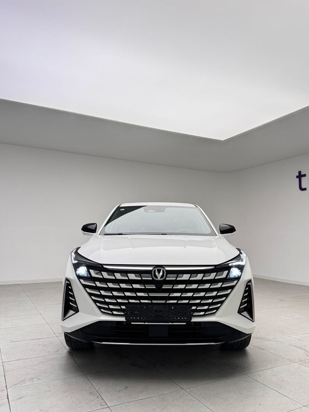 Changan Uni-K: 2025 г., 1.5 л, Автомат, Бензин, Кроссовер: фото 2