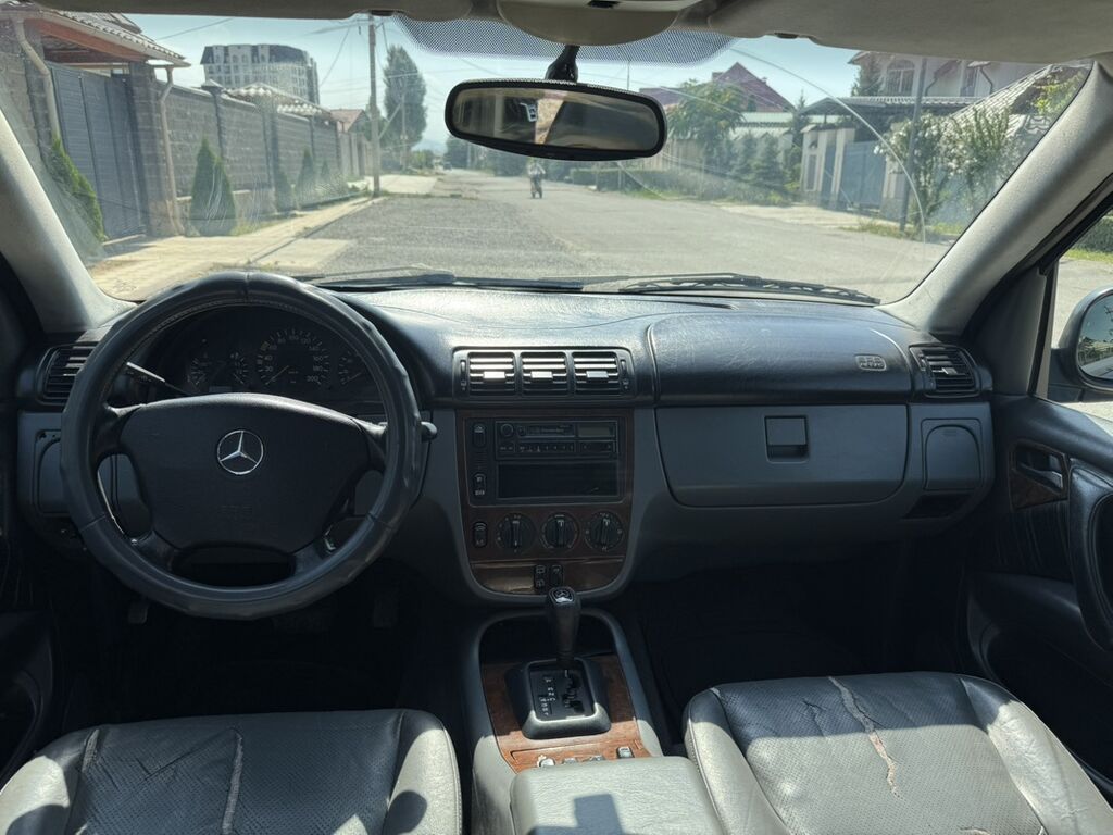 Mercedes-Benz ML-Class: 1999 г., 3.2 л, Автомат, Бензин, Внедорожник: фото 7
