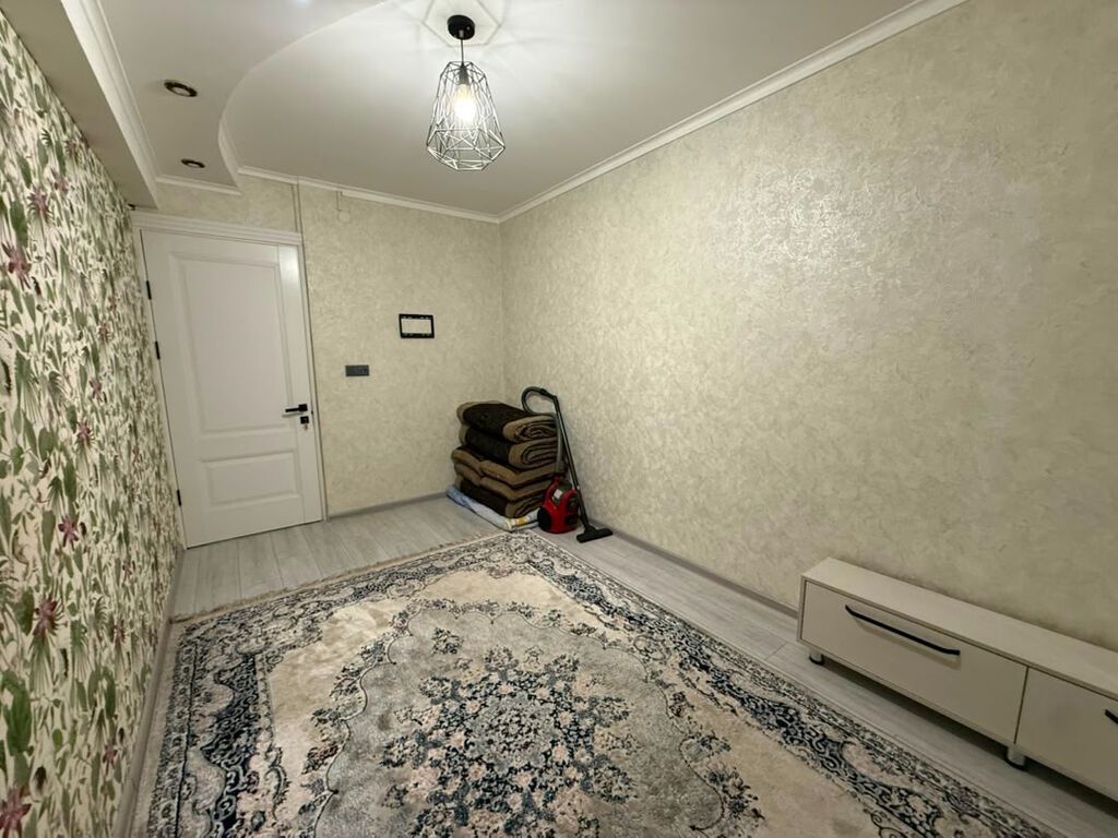 2 комнаты, 45 м², 8 мкр 104 серия, 1 этаж, Евроремонт: фото 6