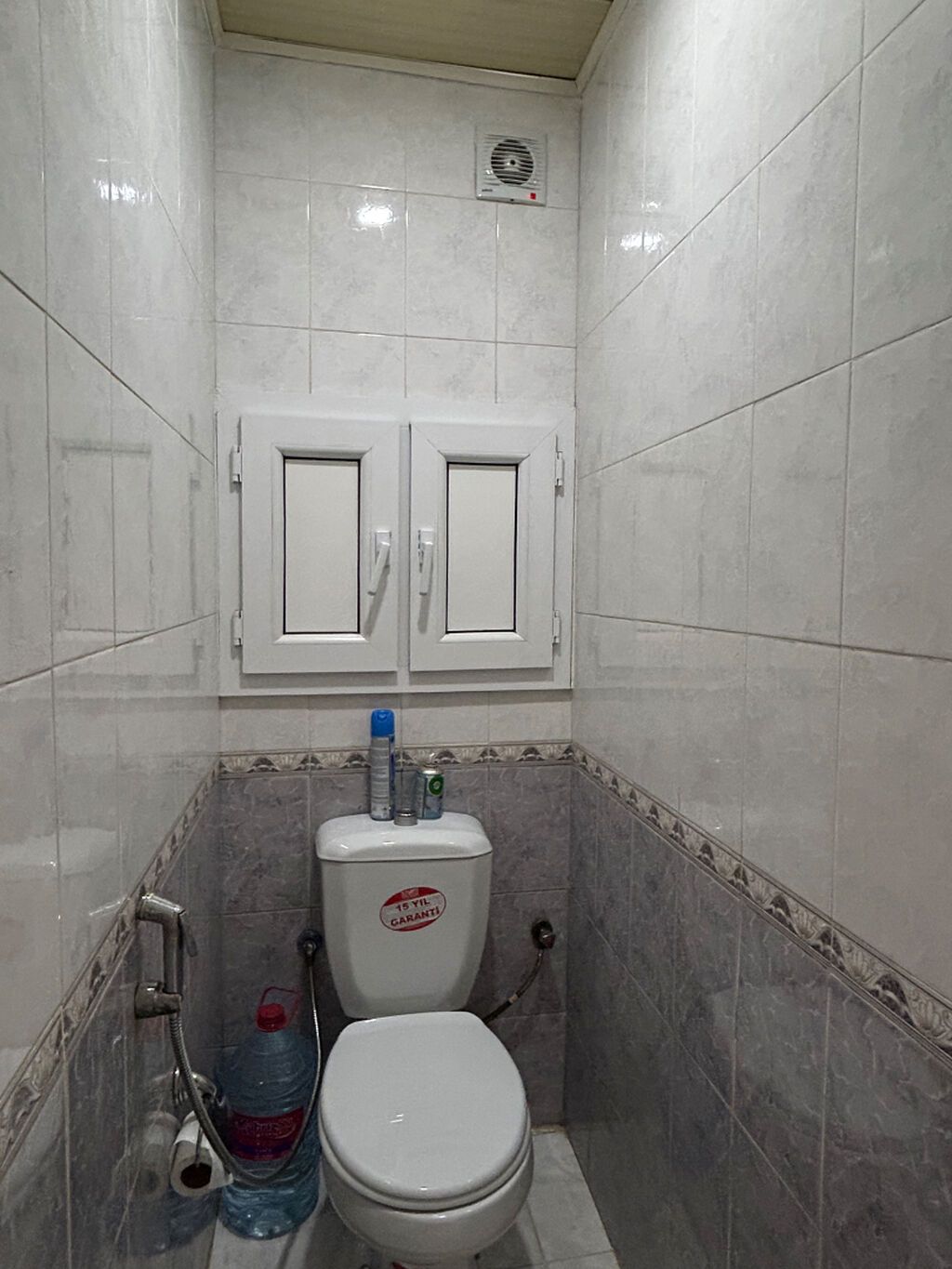 Bakı, Bakıxanov qəs., 4 otaqlı, Köhnə tikili, m. Neftçilər, 90 kv. m