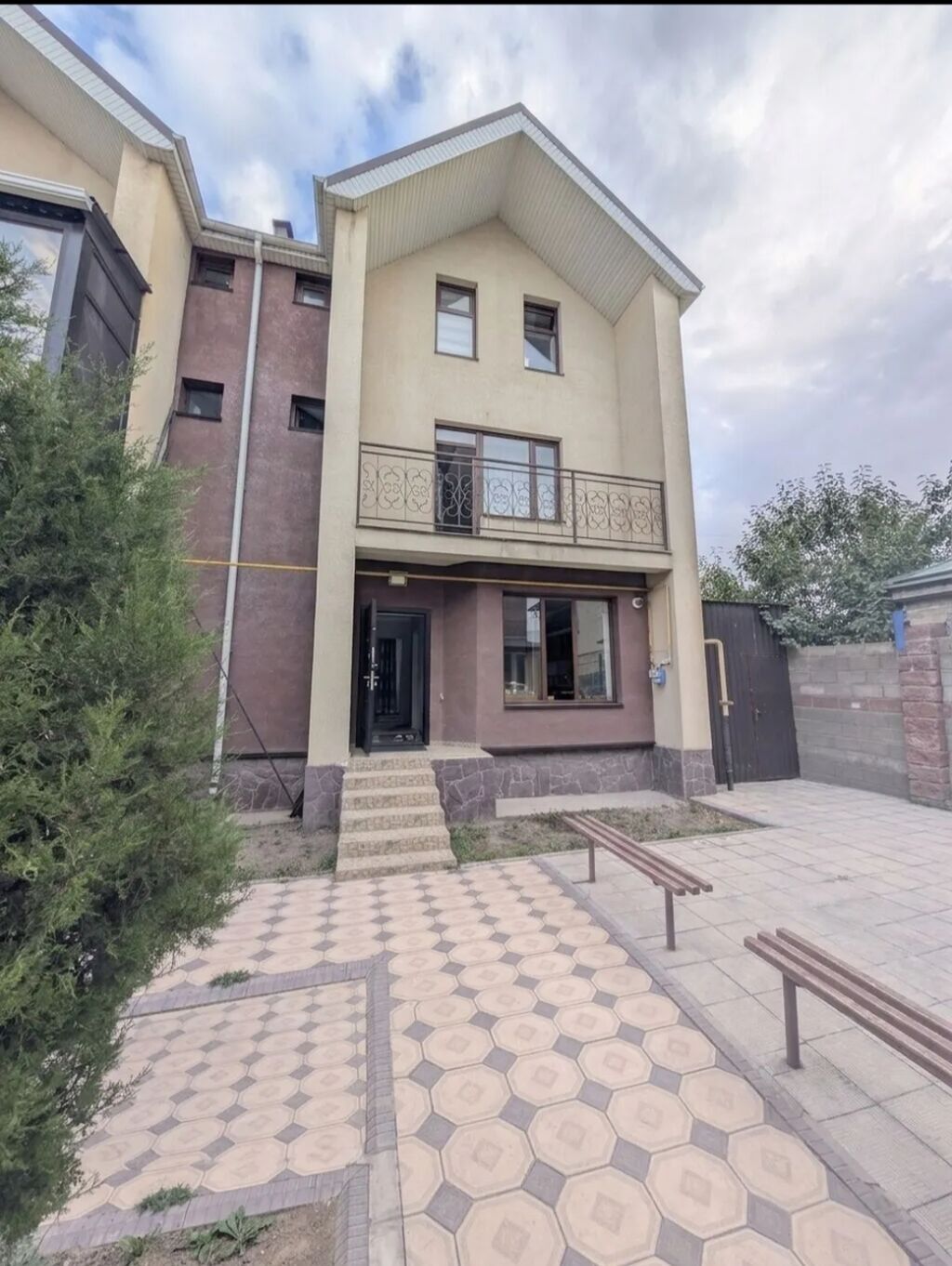 Уютный 3-уровневый таунхаус — 116 м² в тихом и экологичном районе!: фото 2