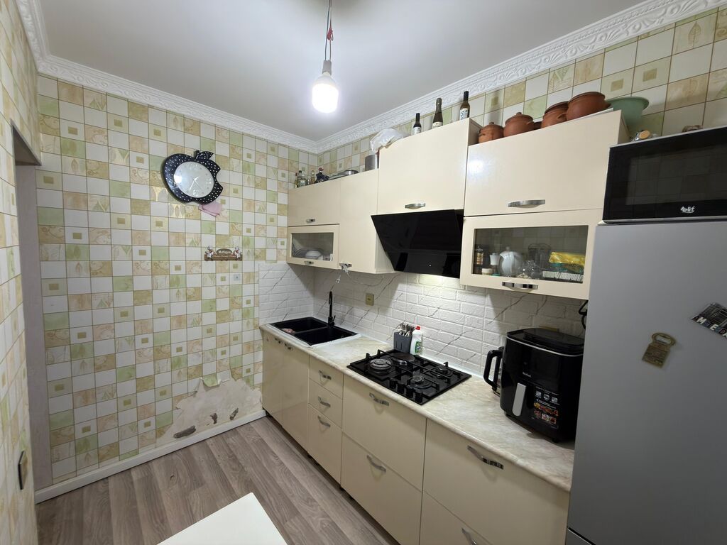 3 otaqlı, 72 kv. m, Kredit yoxdur, Yeni təmirli