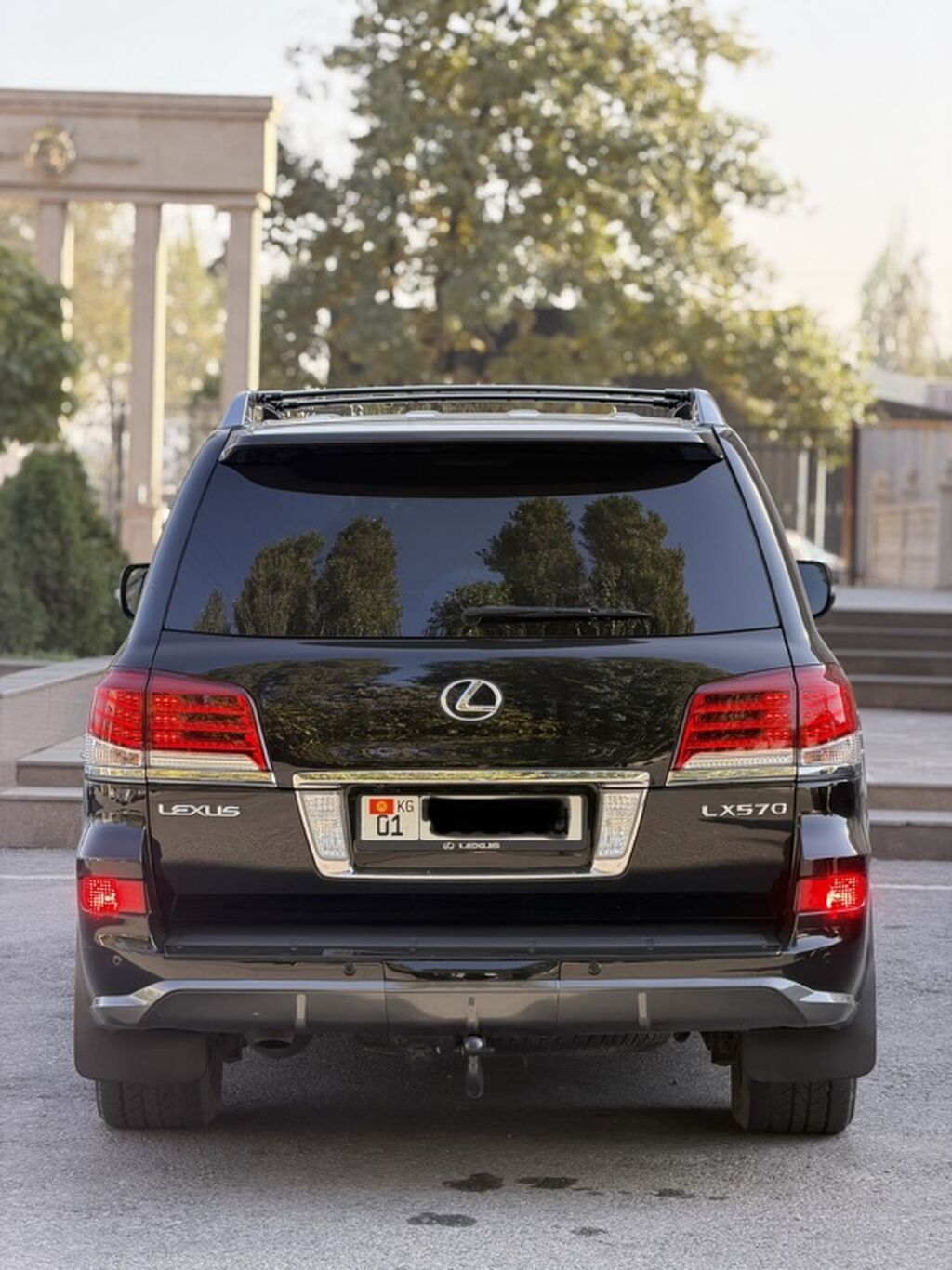 Lexus LX: 2012 г., 5.7 л, Автомат, Бензин, Внедорожник: фото 5
